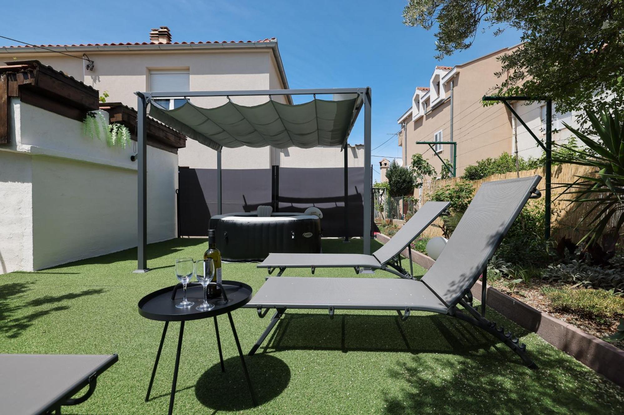Natale Apartment *